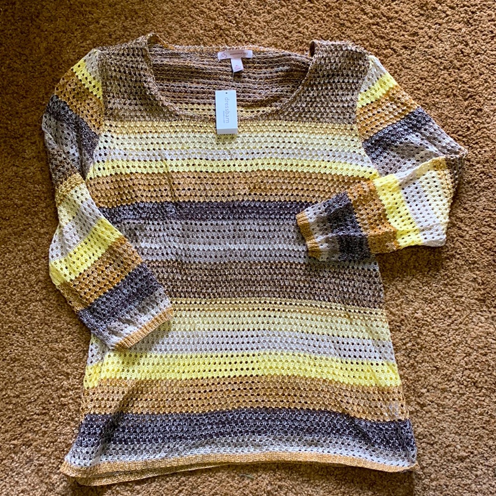 New with tags dress barn shirt